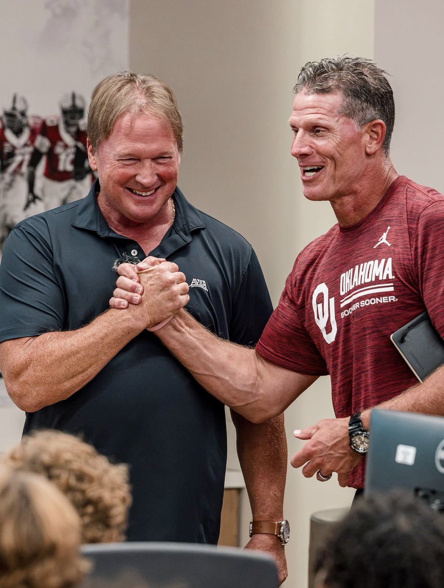 BarstoolGruden's tweet photo. Congratulations to my man Coach Venables on the new contract!

The Sooners are in great hands for years to come!! https://t.co/3yxOIswrWF