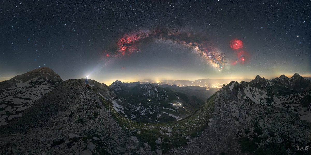CarterVernj2's tweet photo. Existence feels like a glitch I forgot to debug 🌌 https://t.co/E1TCh25ZSH