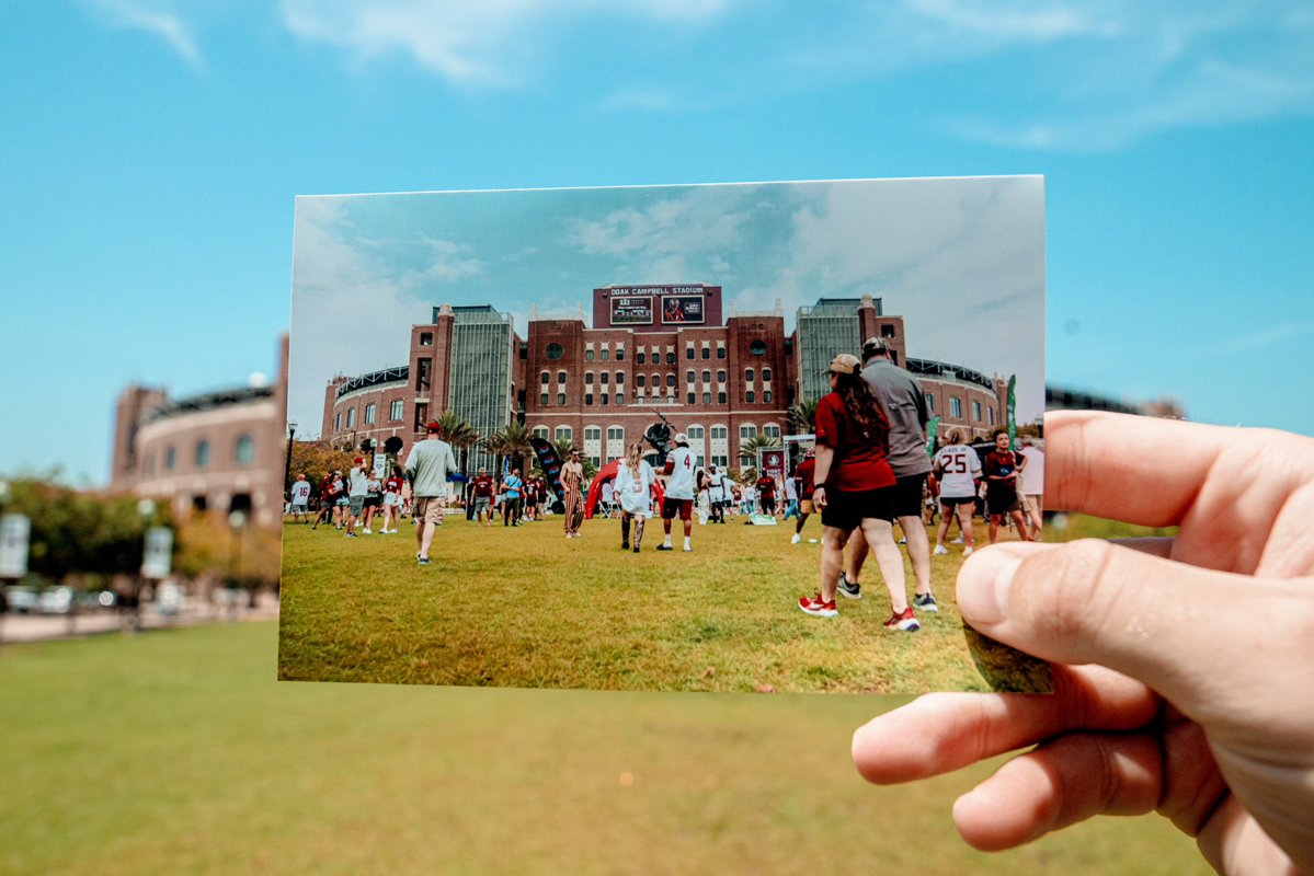 FSUFootball's tweet photo. Another day closer…

#NoleFamily https://t.co/gorW6P3YcX