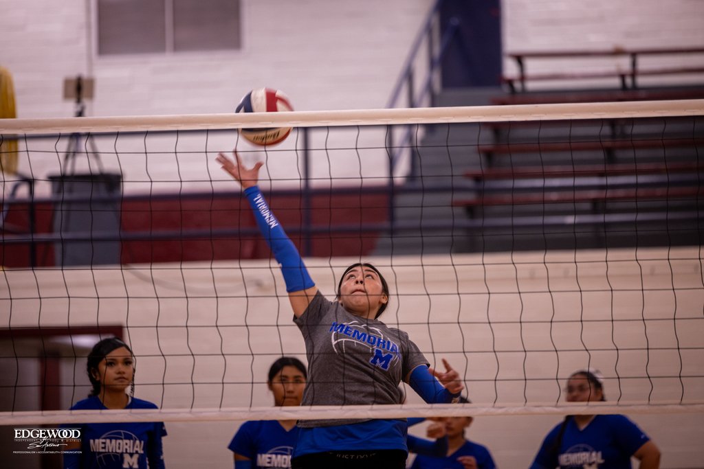 EISDMemorialHS's tweet photo. 🏐 Congratulations to both our Memorial Minutemen and Kennedy Rockets volleyball teams on their success at the EISD Volleyball Tournament! 🎉 We’re proud of the hard work, determination, and school spirit these athletes brought to the court! 
#TheTimeIsNow https://t.co/Sk8iPfVJIu