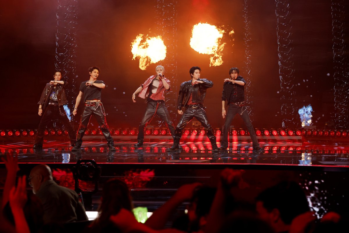 AGT tweet picture