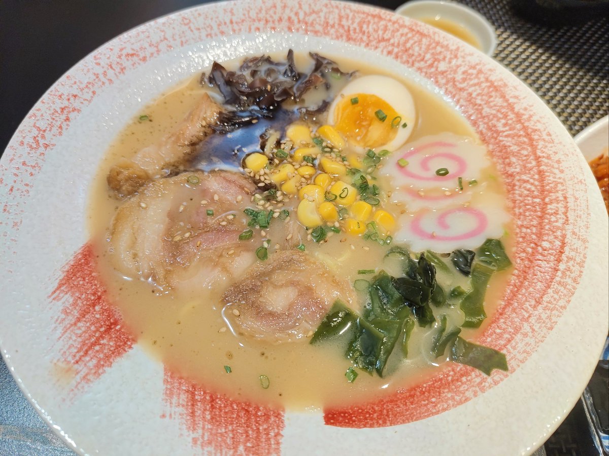 9tTgX14v0TCDdRt's tweet photo. Craving vibrant Japanese tonkotsu ramen Rich pork broth, springy noodles, and melt-in-your-mouth chashu—comfort in a bowl that’ll make your day! https://t.co/he3jCBn8iH