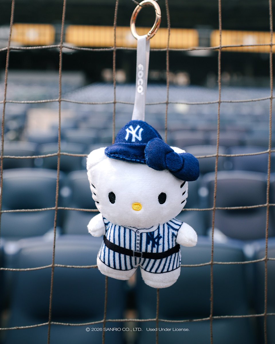 ModernNotoriety's tweet photo. New York Yankees x Hello Kitty 🎀⚾️

🗓️ August 22 at Yankee Stadium https://t.co/RbFUR86I3L