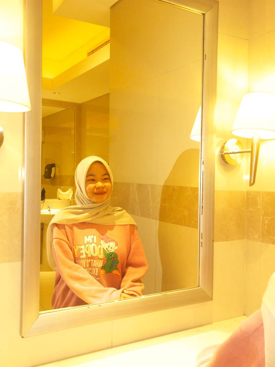 exaaexaaexaa's tweet photo. lega keluar ga pake daleman
#chatseks https://t.co/W7KO7I4vQ4