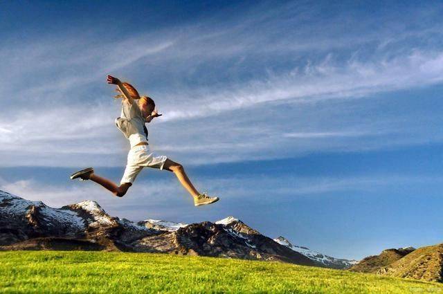 tommye_bc's tweet photo. [No limits, only thresholds to break! 100% effort fuels every leap forward—today I’m crushing what once felt impossible. Who’s joining the challenge ]， https://t.co/H5PbRq3osP