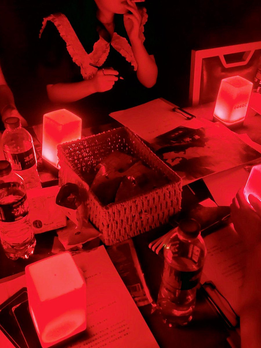 PanichBuasamang's tweet photo. Just wrapped up a mind-blowing escape in the new murder mystery board game! The plot twists had my squad screaming—total 10/10 for weekend fun ♂ https://t.co/1a3H1FDS6w