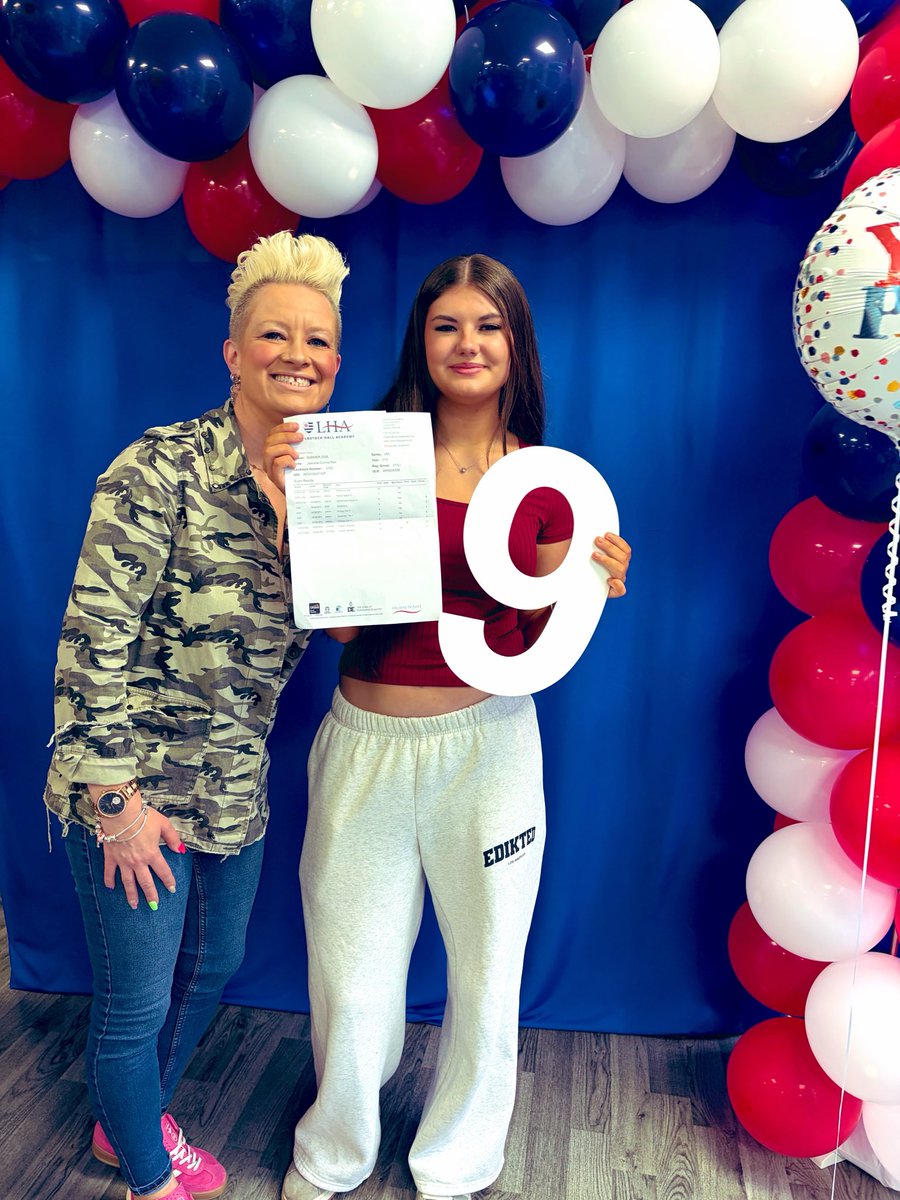 LoobyDooby22's tweet photo. So so proud of my girl ๐ฉ๐ปโ๐๐๐๐ซฏ๐ซ
A levels here we come ๐๐ผโจ๐ฅณ
#GCSEresults
#proudmum #smashedit https://t.co/bEIGaJt0t2