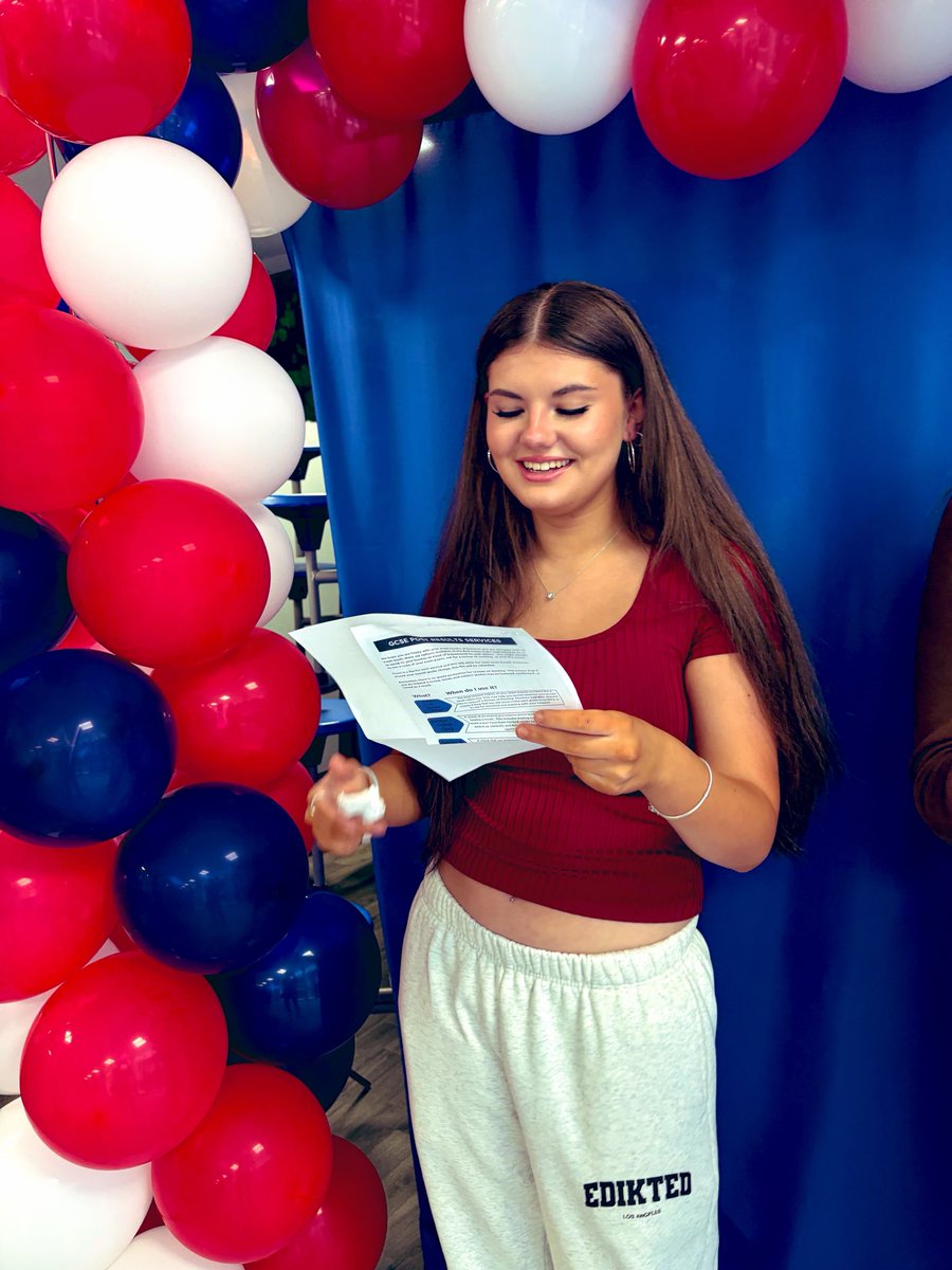 LoobyDooby22's tweet photo. So so proud of my girl ๐ฉ๐ปโ๐๐๐๐ซฏ๐ซ
A levels here we come ๐๐ผโจ๐ฅณ
#GCSEresults
#proudmum #smashedit https://t.co/bEIGaJt0t2
