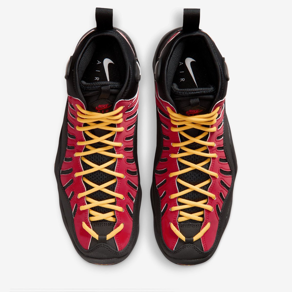 KicksFinder's tweet photo. OFFICIAL IMAGES: Nike Air Bakin High SP "Varsity Red" ♨️

🗓️ September 28th, 2026
📝 IQ5365-600 (MENS)
💰 $170 USD
💵COP OR 🚮DROP? https://t.co/bFB2S9vlGw