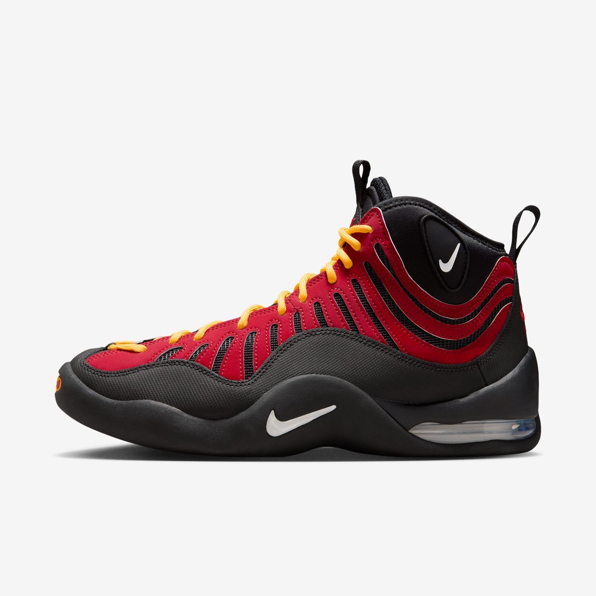 KicksFinder's tweet photo. OFFICIAL IMAGES: Nike Air Bakin High SP "Varsity Red" ♨️

🗓️ September 28th, 2026
📝 IQ5365-600 (MENS)
💰 $170 USD
💵COP OR 🚮DROP? https://t.co/bFB2S9vlGw