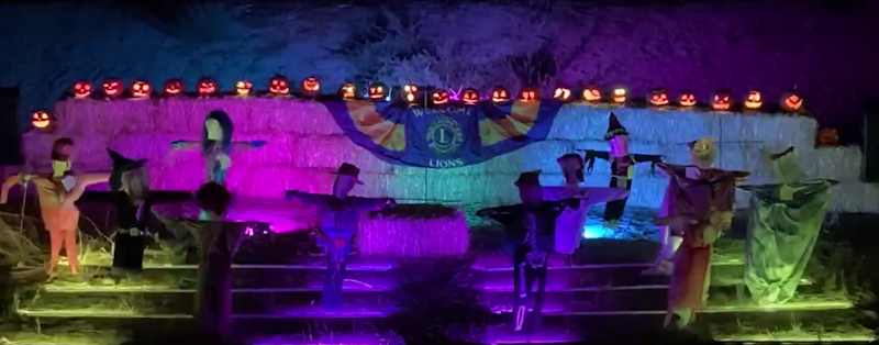 MizRobinC's tweet photo. Chris  Rees used a Teensy 3.2 in a Spooktacular Halloween light show.  If you  haven't already, it's time to start planning how to light up your  haunted home.
https://t.co/prWQLVzI3D https://t.co/xYYQ0z8Xar