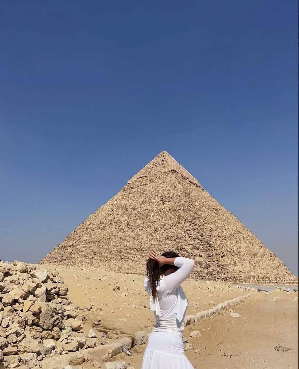 0xmilche's tweet photo. I was born in: 🇲🇰
My first trip was to: 🇲🇪
My last trip was to: 🇬🇷
My favorite trip was to: 🇫🇷
My most spontaneous trip was: 🇵🇹 
I would love to go back to: 🇪🇸
The best food I had was in: 🇮🇹 
I have visited this destination more than once: 🇬🇷
I dream of visiting: 🇯🇵
My next destination is: 🇷🇸

Share your list ✈️