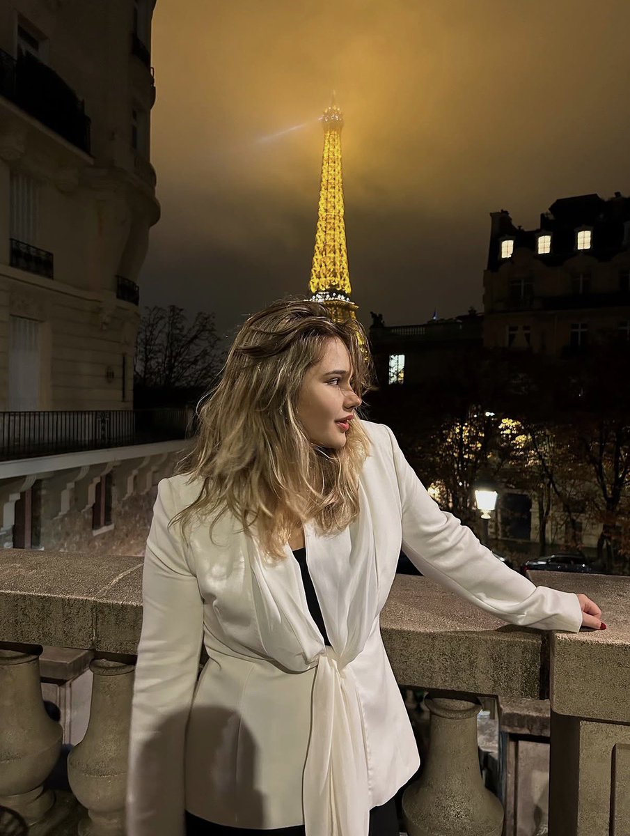 0xmilche's tweet photo. I was born in: 🇲🇰
My first trip was to: 🇲🇪
My last trip was to: 🇬🇷
My favorite trip was to: 🇫🇷
My most spontaneous trip was: 🇵🇹 
I would love to go back to: 🇪🇸
The best food I had was in: 🇮🇹 
I have visited this destination more than once: 🇬🇷
I dream of visiting: 🇯🇵
My next destination is: 🇷🇸

Share your list ✈️
