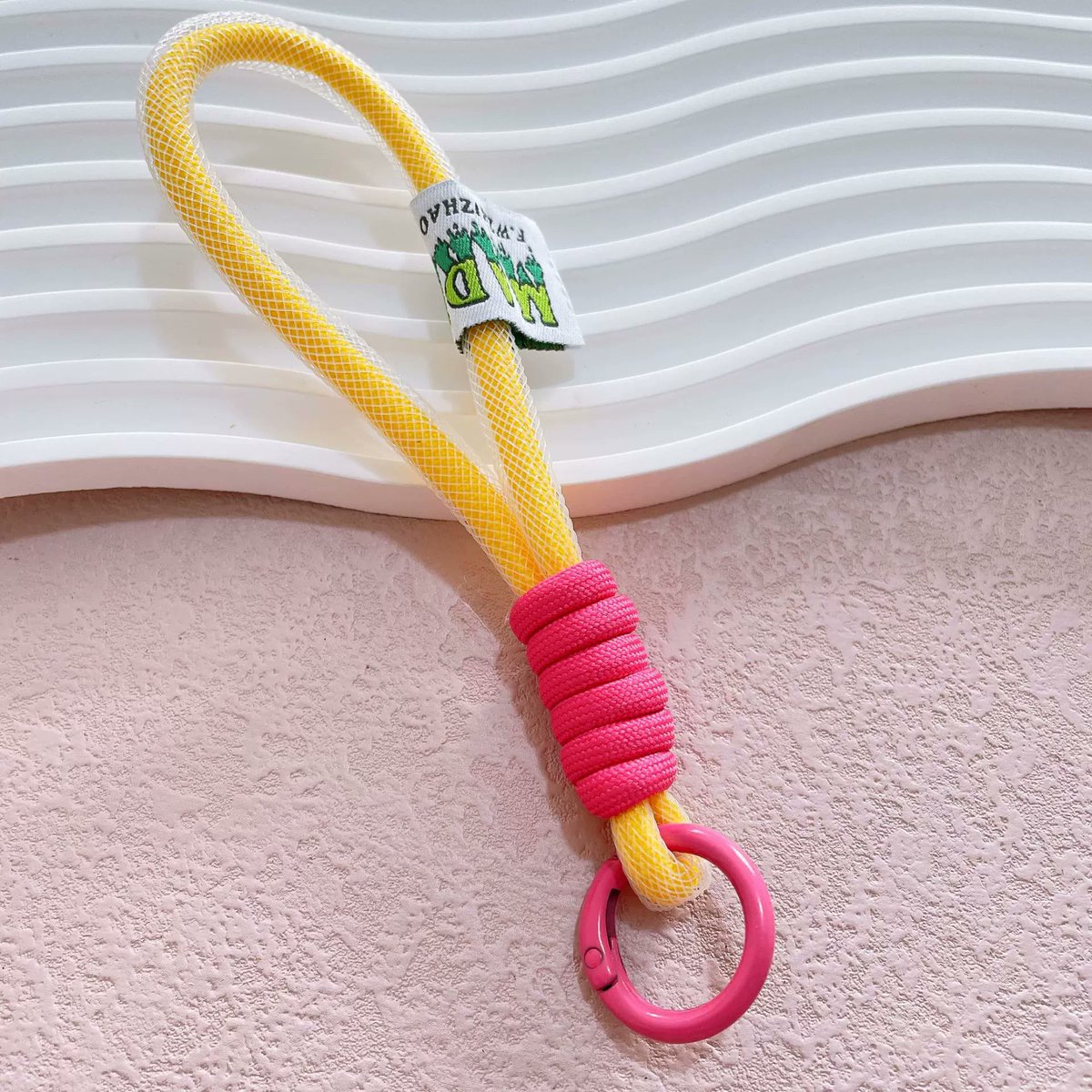 AlbertJ33386404's tweet photo. [Just whipped up a woven fabric keychain with old scrap fabric u0026 a basic loom! Super cozy, zero-waste, and only took 20 mins. Love tiny DIY wins! ] https://t.co/9gnICDQnn5