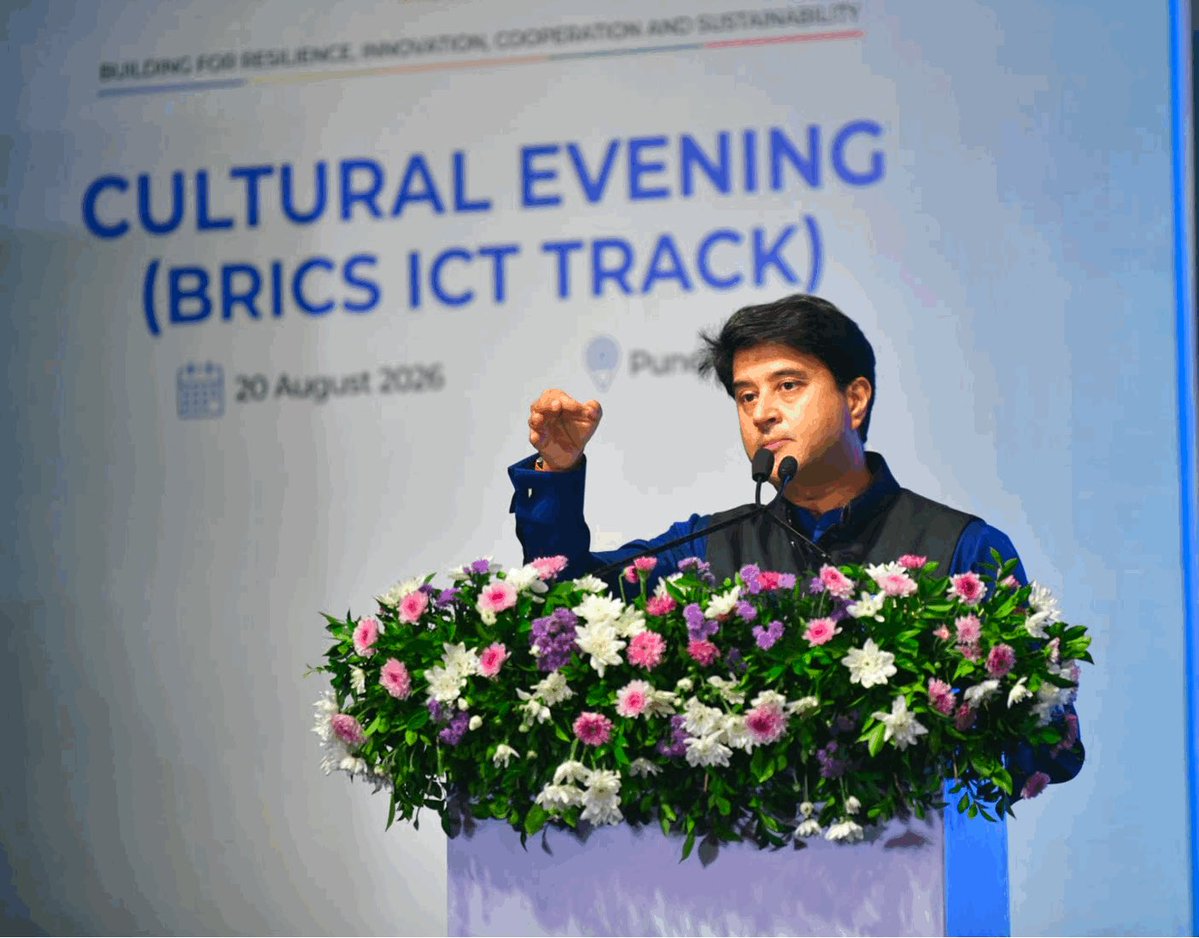 pib_comm's tweet photo. Digital BRICS Forum and Expo held at Pune; Union Minister of Communications, Shri @JM_Scindia welcomed the delegations

Read here: https://t.co/2Qh8wq70pb

@PIB_India @DoT_India @PemmasaniOnX https://t.co/Ms1spir7o8