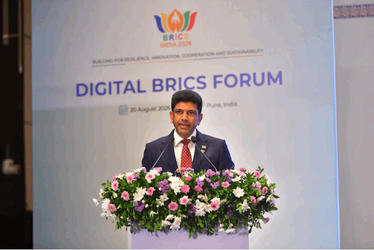 pib_comm's tweet photo. Digital BRICS Forum and Expo held at Pune; Union Minister of Communications, Shri @JM_Scindia welcomed the delegations

Read here: https://t.co/2Qh8wq70pb

@PIB_India @DoT_India @PemmasaniOnX https://t.co/Ms1spir7o8