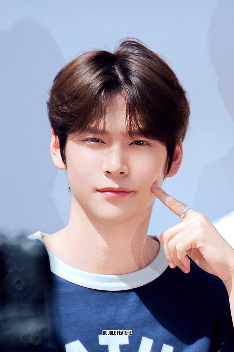 CoronationMarch's tweet photo. 귀엽다 귀엽다 하니까 진짜 귀여움 https://t.co/2A8h13EwsH