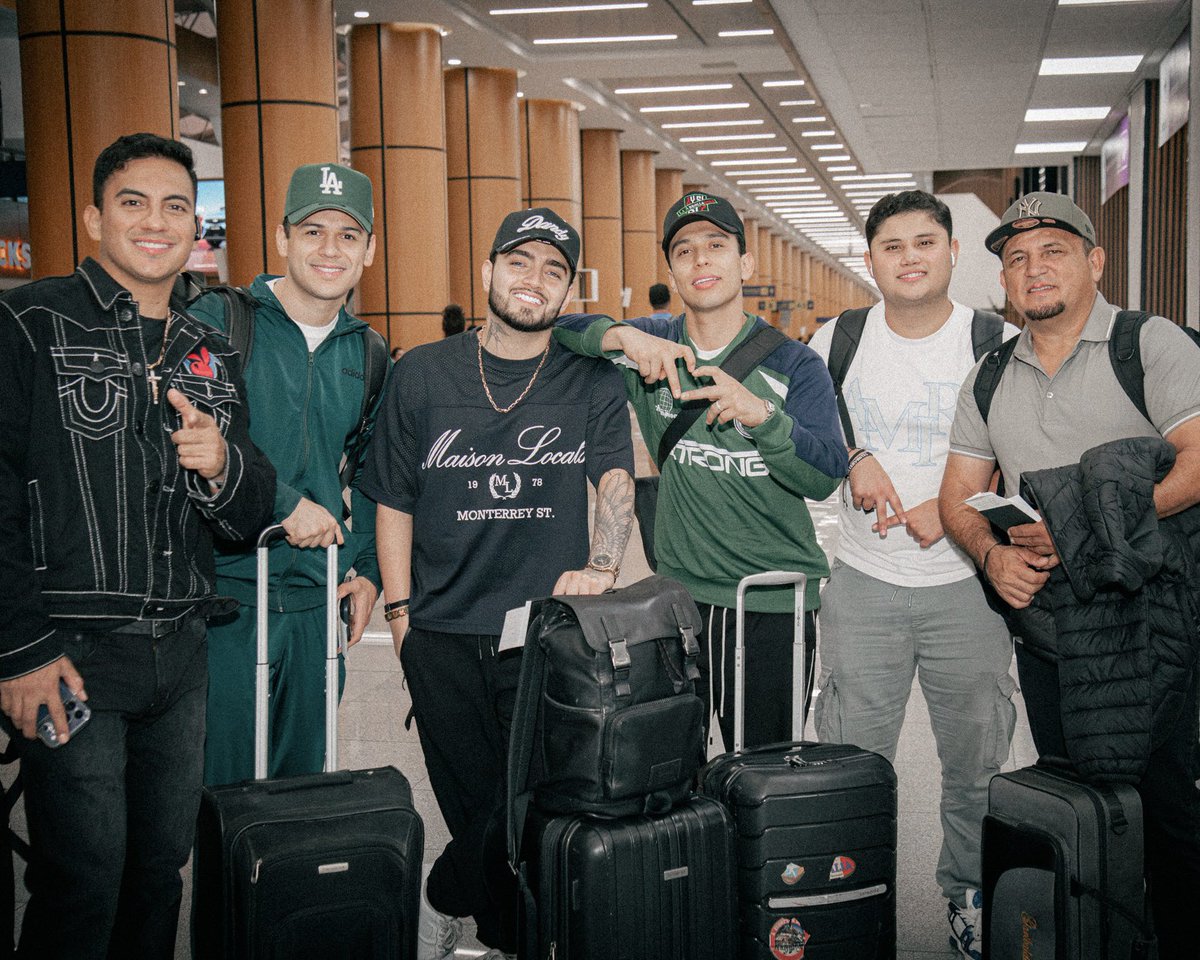 Arrolladora's tweet photo. 🍋 ¡CDMX, ya se siente la Arrollaterapia! 🤩🔥

Este 23 de octubre nos vemos en la Arena CDMX para cantar, bailar y vivir una noche simplemente Arrolladora de principio a fin. 🎶

👀 ¿Ya tienes tu boleto? ¡Que no te lo cuenten!

🎫 Consíguelos aquí: https://t.co/HkyRod4hcL https://t.co/qVnYvYSyOS