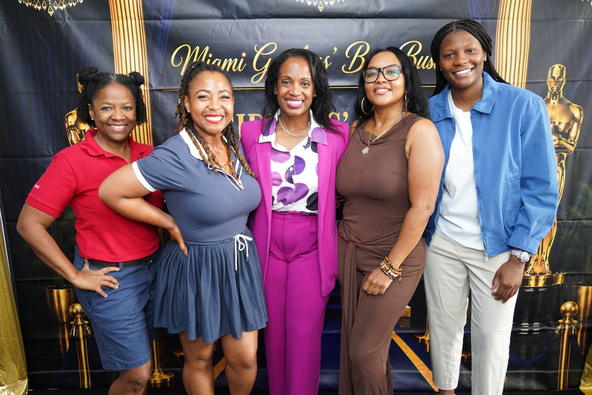 CityofMiaGarden's tweet photo. 🏆 Celebrating the businesses that make Miami Gardens shine! 💙✨ The Residents’ Choice Best Business Awards recognize local excellence in service, quality, appearance, and community impact.
#MiamiGardens #ResidentsChoice #BestBusinessAwards https://t.co/GGGHLr4y6l