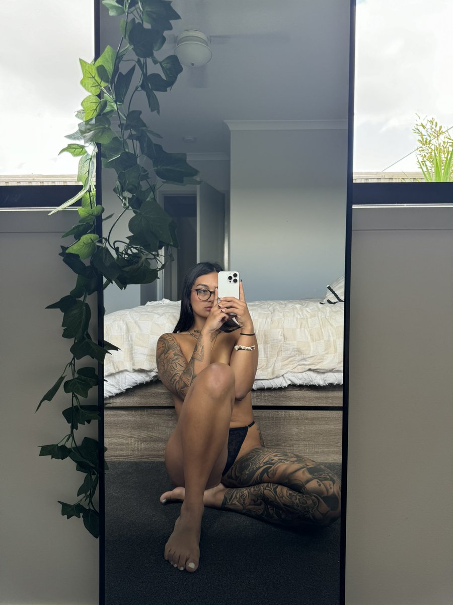 PrincesssTahlia's tweet photo. Selling solo/couples content right now
#content #findom #paypig #paypal https://t.co/KPsgyCZFLo