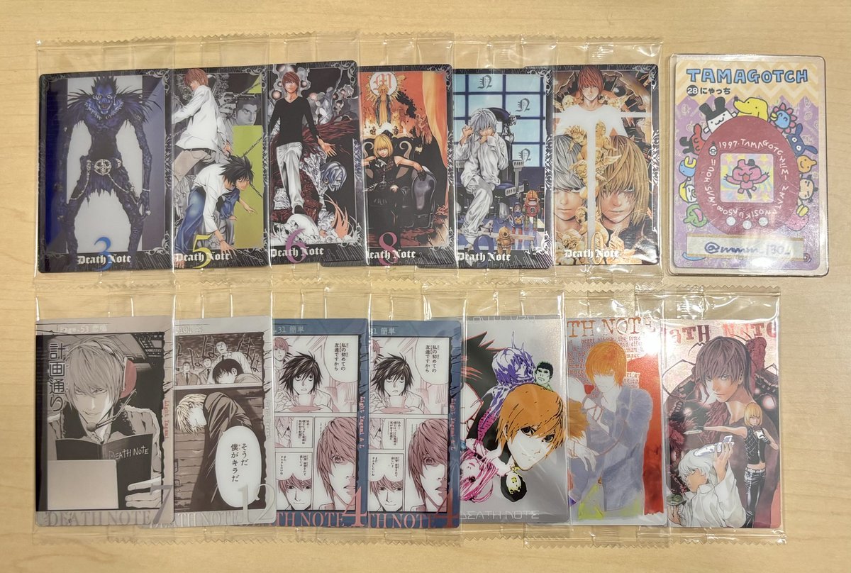 mmm_130_'s tweet photo. 【交換】DEATHNOTE デスノート ウエハース カード めじるし おくるみ

譲：夜神月 弥海砂 L メロ ニア（画像1〜2）

求：画像3 or 同異種L or 定価＋送料

郵送交換・都内お手渡しどちらでも◎
異種はなんでも検討、また2(当方):1など複数提供もご相談可能です。
1枚〜でもお気軽にお声がけください🌷 https://t.co/jQkRY1iHZe