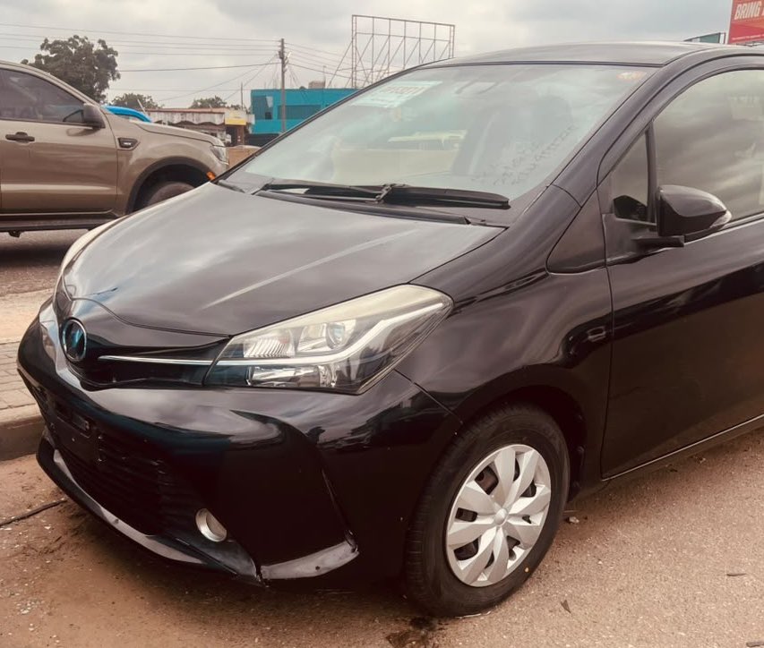 02100_Az's tweet photo. 🚗Toyota Vitz 2015 Model
🔑Push Start
🇬🇭Nationwide Delivery
🏷️ GHc 110,000
🤝Fairly Negotiable

📲Whatsapp / call -  +233 20 667 9514 https://t.co/g8HFd5bhjF