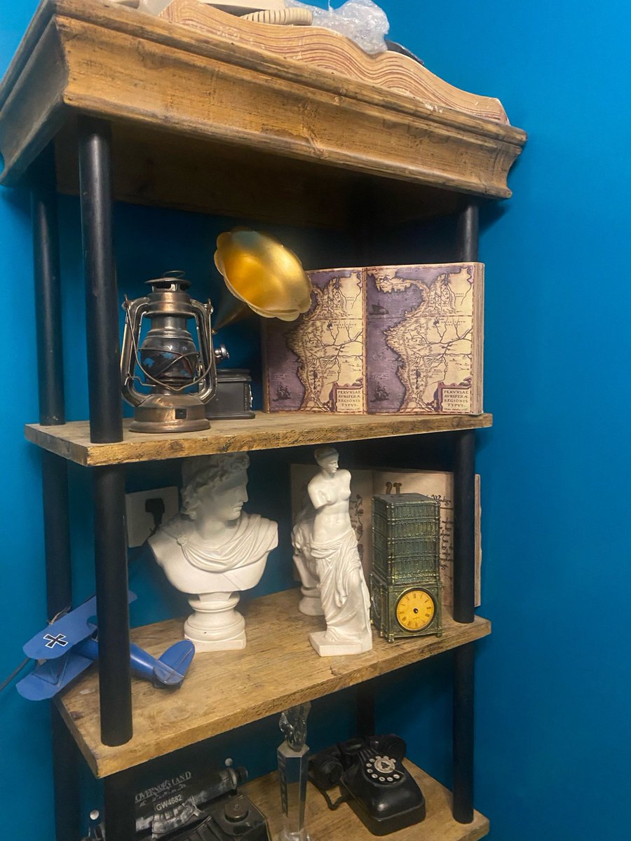 mayy_shida's tweet photo. Just escaped the most mind-blowing 60-minute escape room—found the hidden key at the last second, adrenaline still pumping! https://t.co/Q6AVSSpoKt