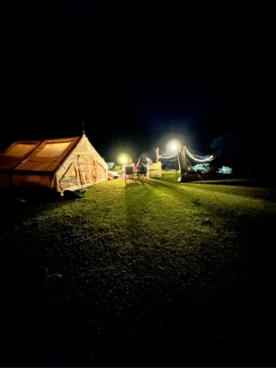 chanceurcoming's tweet photo. Spent the best weekend camping under the stars—no alarms, just crackling campfire vibes and quiet mountain air. Totally recharged and already planning the next trip! https://t.co/X0n79HqOl6