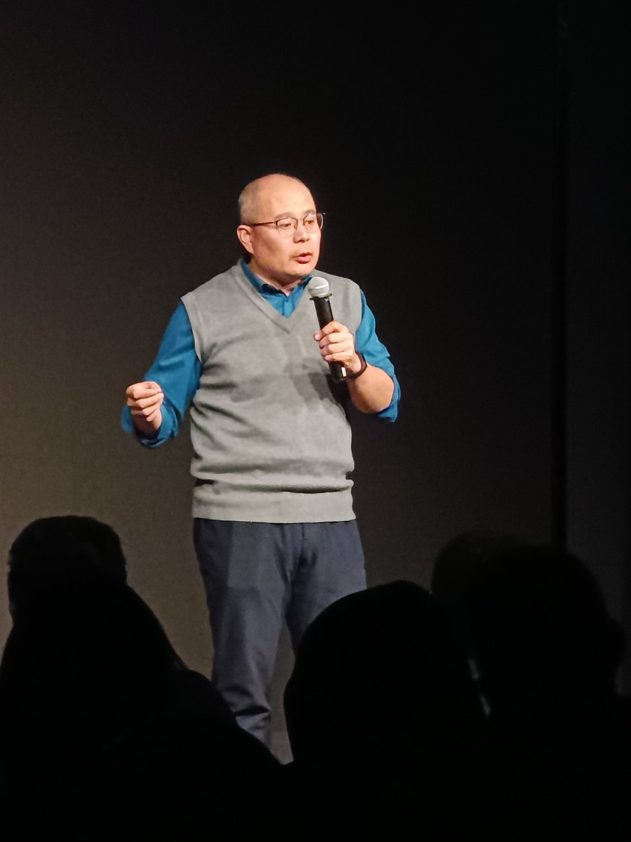 ny_limited's tweet photo. Just got roasted so hard at my own show, I need a new therapist and a new mic stand. Turnsford says my joke about bad takeout hit too close to home—now he’s ordering a pizza to the stage. What a crowd. #StandUpLife， https://t.co/iNrNtioGQG