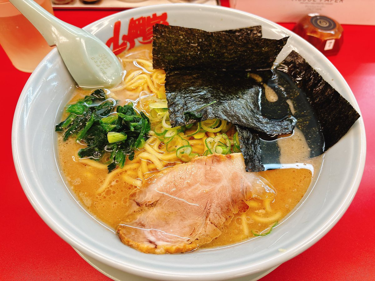 FOY4Aig's tweet photo. 映画ちいかわ観て山岡家🍜
醤油久々に食べたけどうまいかも
( •́ .̫ •̀ ) https://t.co/vrjs8V6fG4