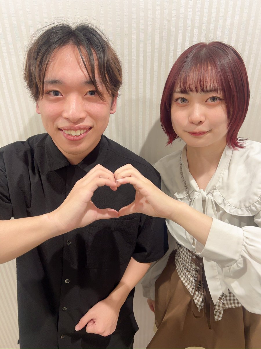 kamui7_19's tweet photo. 19日ninoのごまさんに会いに行った！配信でずっと見てて推しててやっと会うことできた！ずっとかわいい言ってて語彙力なくなってた笑
ninoの後Eternalはしごしたけどどっちの衣装も可愛すぎるしもうごまさんが可愛すぎる！
次は朝までずーっと話したい…また会う時楽しみにしてるね！ @nino_g0ma_ https://t.co/hhomplUvAo