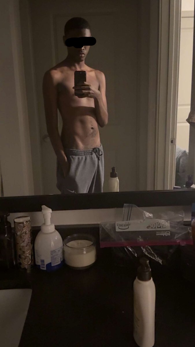 P4paxan's tweet photo. #nsfwtwt intro 
 ˗ˏˋ ★ ˎˊ˗

✮ new to nsfw twt
✮ 19
✮ MDNI !!
✮ he/him
✮ straight (but if u wanna ttm ill talk back 🤗) 
✮ switch
✮ here for fun ;) (always down to trade🫣)
✮ dms always open for everyone https://t.co/IsdpDEXFFe