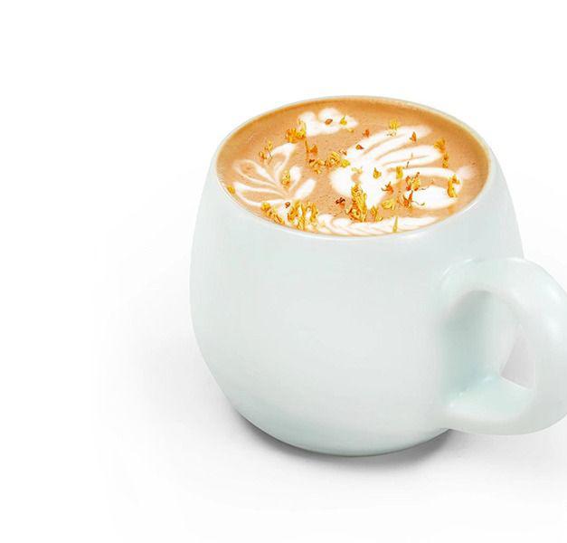 savez10's tweet photo. Hey friend! I heard you had a tough day—want to grab my favorite iced latte on me ， https://t.co/JwzIR1mz7f