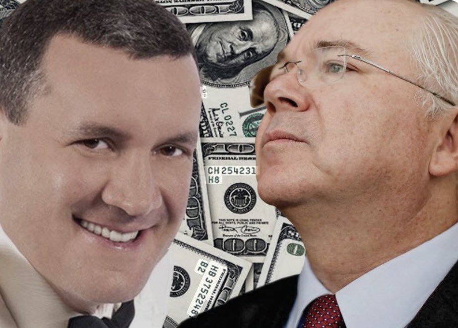 Simonovis's tweet photo. En libertad Diego Salazar, primo de Rafael Ramírez, acusados de corrupción y enriquecimiento ilícito alrededor de PDVSA.

En las cárceles venezolanas permanecen centenares de presos políticos, privados de libertad por venganza o capricho del régimen. 

En Venezuela el sistema de justicia es un pozo podrido y fétido que funciona como apéndices de la dictadura. 

Si esa “mesa de trabajo” no avanza en la libertad de los presos políticos mucho menos podrán tener un nuevo TSJ ni un CNE.