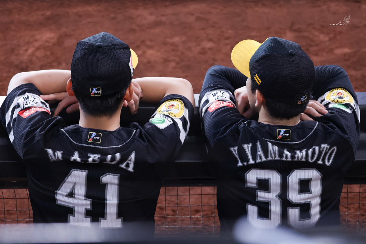 nnhn189's tweet photo. ベンチ戻ってくる時も延長線入ってからも
たくさん話し合いしてたバッテリー☺️👍
#前田悠伍 選手
#山本祐大 選手 https://t.co/BTDGbgQKmx