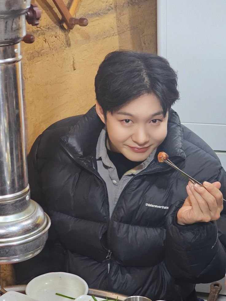 KORGUMIHO's tweet photo. ᅠ

ᅠ 
                 𝟏𝟗𝟕𝟕소곱창 
       𝐆𝐚𝐧𝐠𝐧𝐚𝐦     ,       𝐒𝐞𝐨𝐮𝐥      🇰🇷
          𝙒 / @jaywonrighthere
    
ᅠ
ᅠ https://t.co/1pfyq5Htel