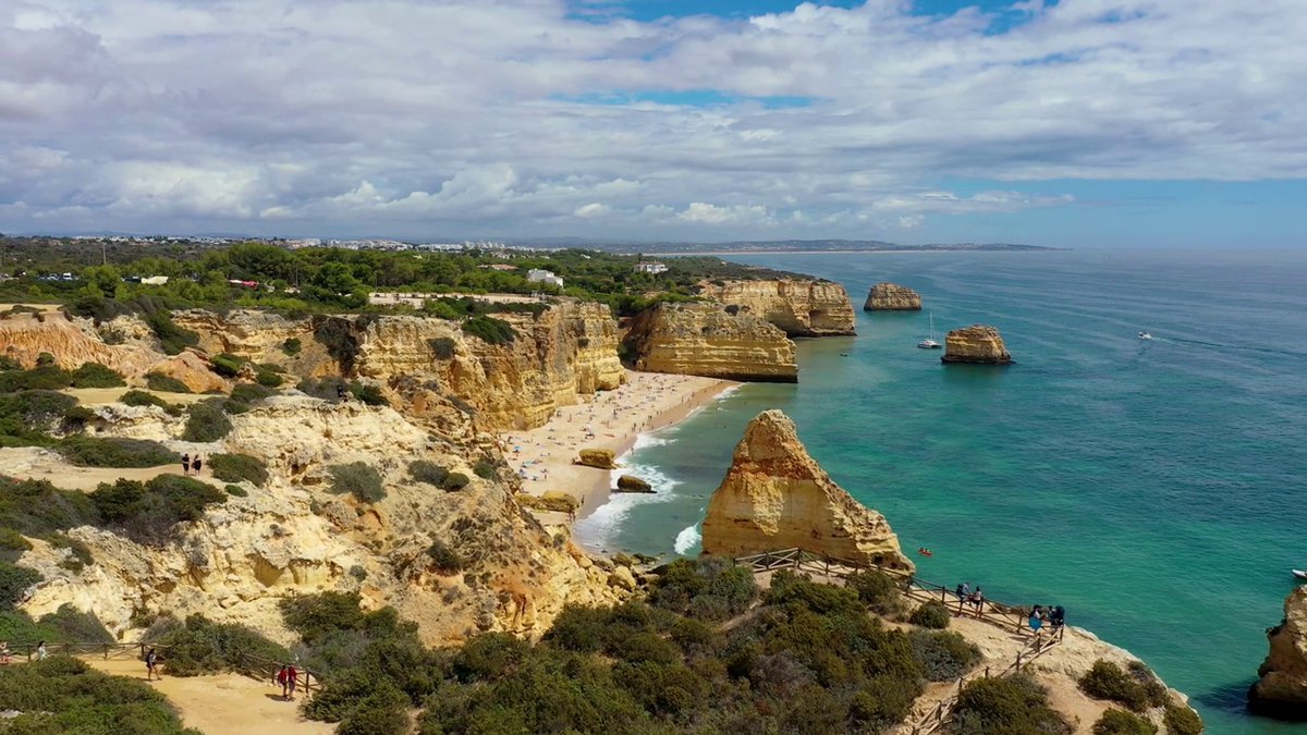 julia1mars's tweet photo. Just stumbled on a hidden coastal cove in Portugal—turquoise waters, golden sand, and zero crowds. This is the kind of unplanned magic that makes traveling worth every mile.  Algarve, Portugal， https://t.co/guiURFVJSF