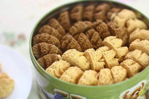 tthemintt's tweet photo. Just wrapped up a lazy Sunday afternoon baking chocolate chip cookies with my little girl—flour on our noses and sweeter memories in the making ， https://t.co/CaOsImliBZ