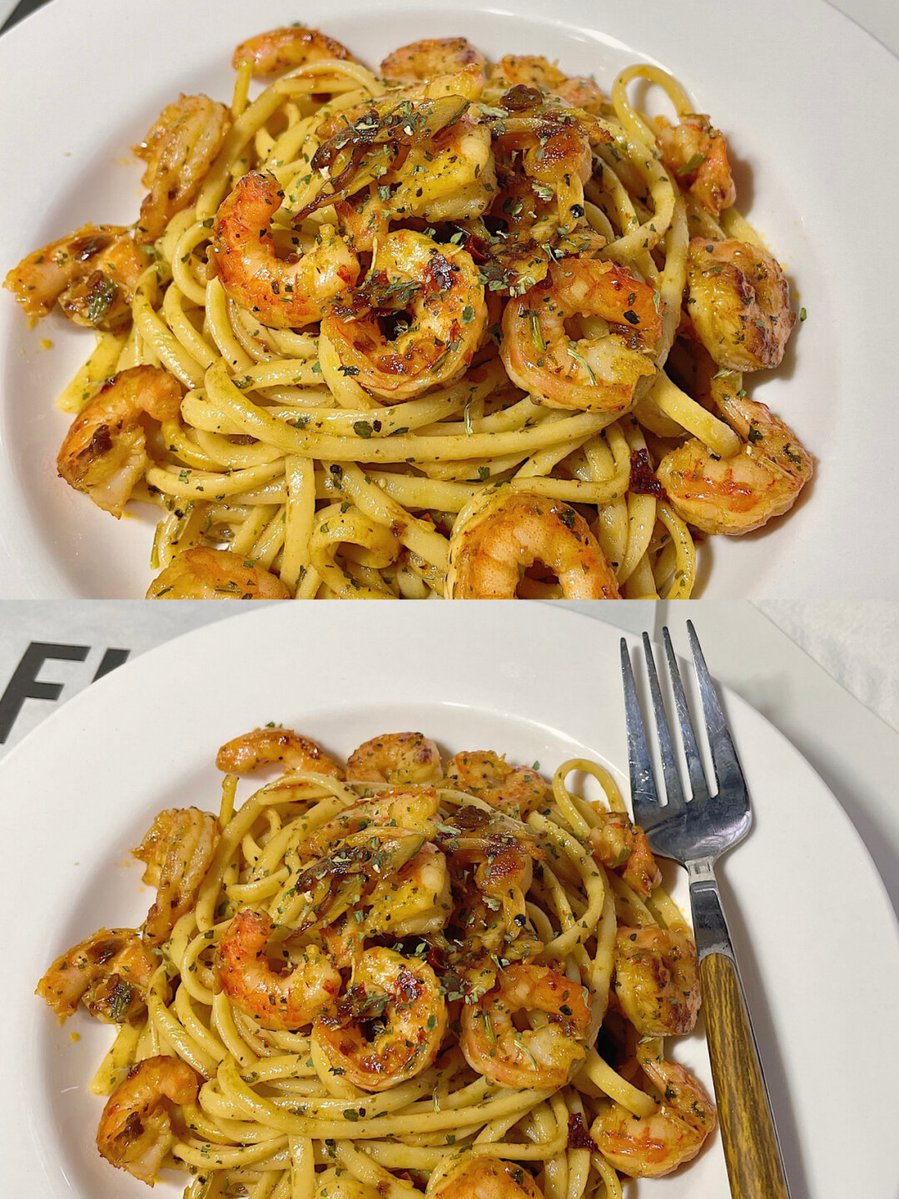 ainmalek77's tweet photo. Just whipped up a quick 15-min garlic butter mushroom pasta for dinner  Creamy, savory, and way better than takeout—weeknight wins hit different!， https://t.co/GcuHVgMFjT