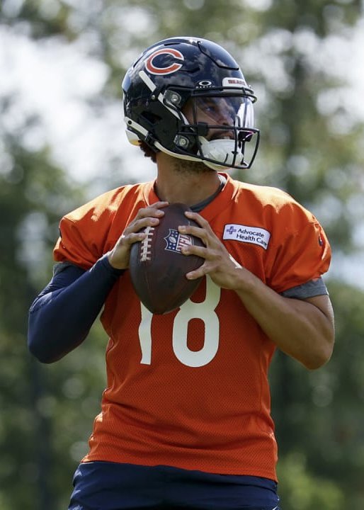 PolymarketBlitz's tweet photo. Caleb Williams stats today during 11v11 work with the Bengals:

    - 16/26  
    - 3 TD 
    - 2 INTs 

Colston Loveland was the recipient of two of the touchdowns.

(Via @char_cliff) https://t.co/AnQlyQRcrM