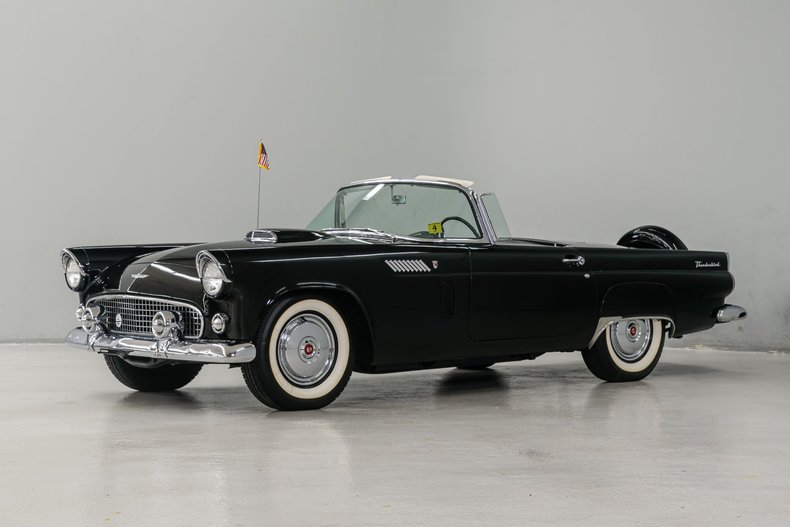 AutoBarnClassic's tweet photo. Sold!!!

This iconic T-Bird has been sold and the new owner will soon be cruising down the boulevard enjoying all the attention that this car demands. 

Check out our website at https://t.co/Uaox76vBiq to see what other classic cars we have for sale. https://t.co/HwPXZASePG