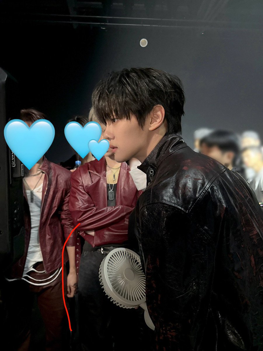 d2ble_wvrs's tweet photo. https://t.co/lXiFmx6S0h