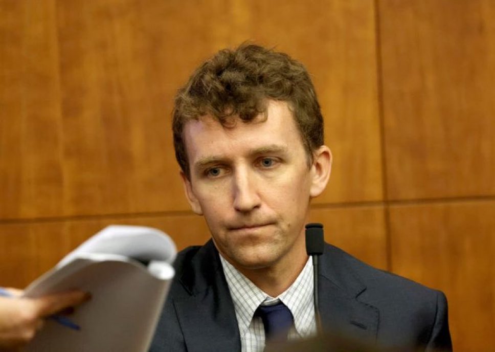 kangminlee's tweet photo. The victims in the Lindsay Clancy saga are Patrick Clancy and his 3 dead children.

Not Lindsay Clancy. https://t.co/CiblNkmYB8