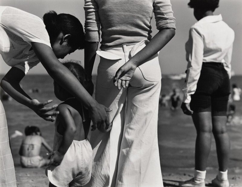Dub__A's tweet photo. Photos by Barbara Crane of Chicago Beaches and Parks, 1972-1978 https://t.co/03fGp6p69j