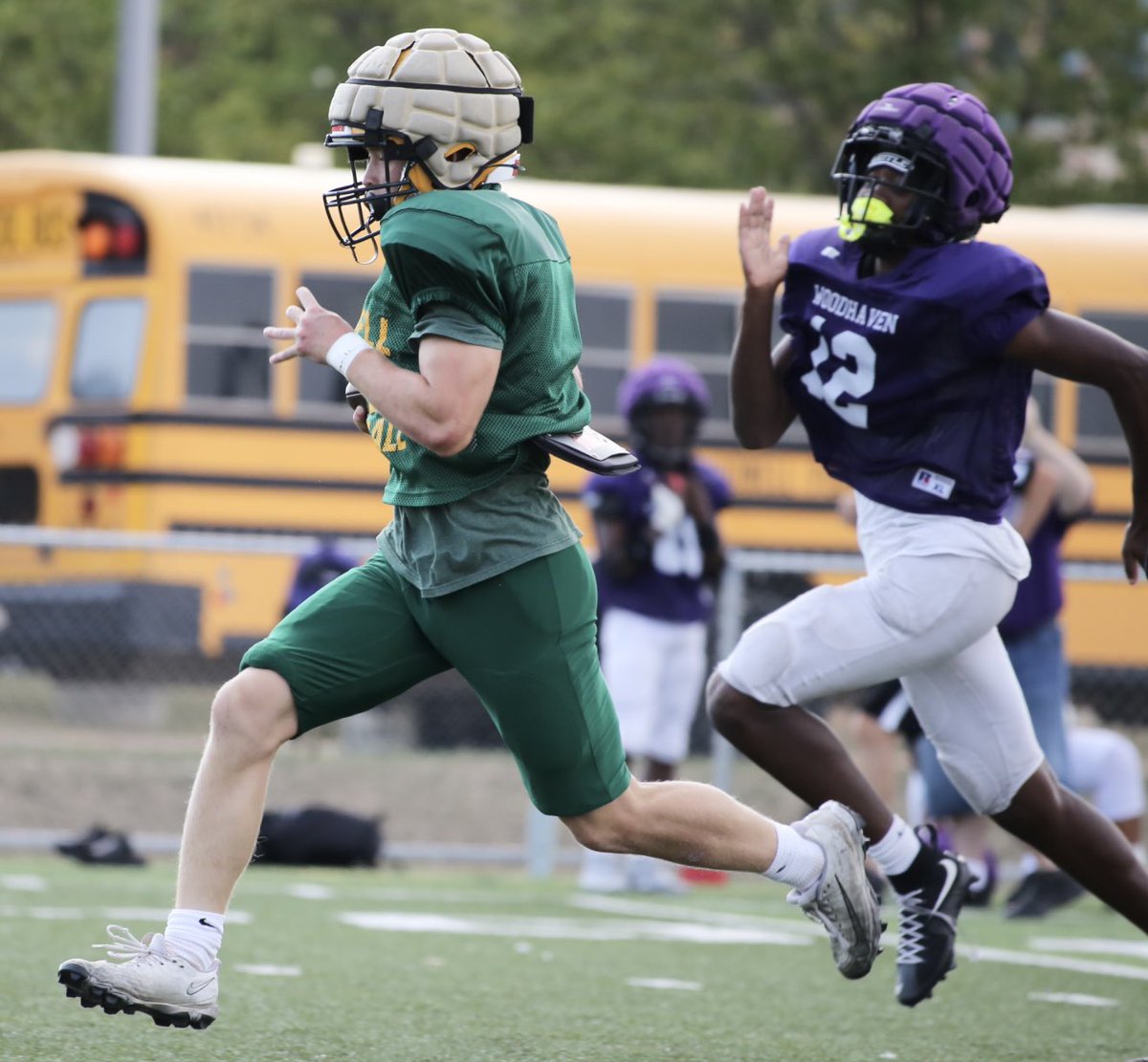 FootballHowell's tweet photo. Our favorite photos from yesterday’s scrimmage at South Lyon. Full pads &amp; we got to tackle somebody else for a change! 😆 One week until kickoff Highlander Nation. 
#HHF 💚💛
#Intensity 💪 
~ 📸 by Kristie Brown, Elli King and Sam Webb https://t.co/RpkJ66GUBl