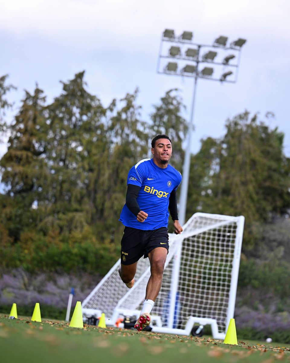 Mohxmmad's tweet photo. Morgan Rogers #CFC https://t.co/NeVfqWhf29