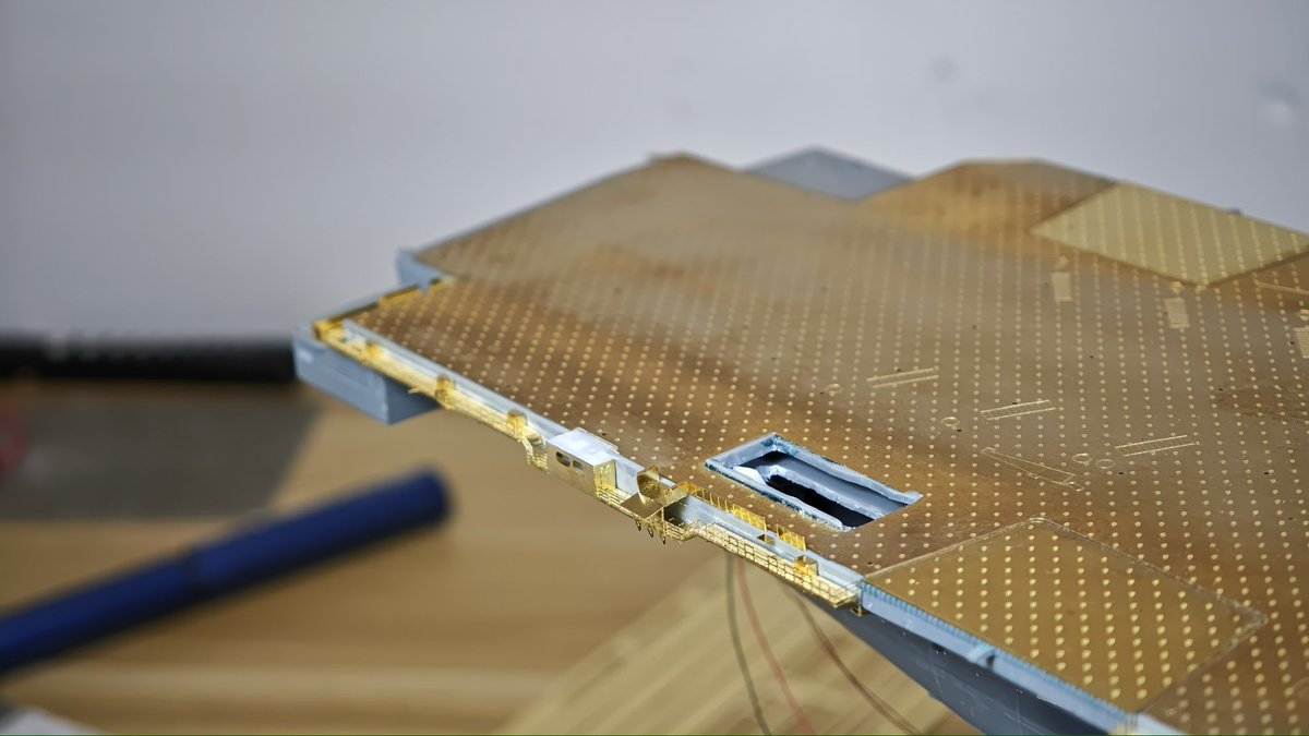 SHOKAKU_NANODAA's tweet photo. Starboard stern fabrication in progress.
#scalemodel #shipmodel #艦船模型 #scalemodelling #scalemodeling https://t.co/simpybml9a