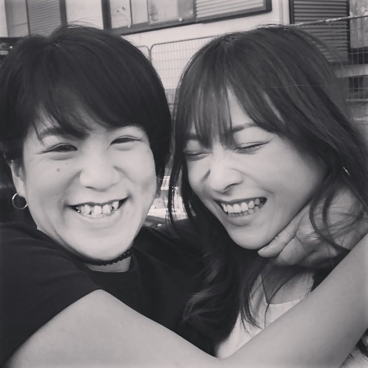 achemmy's tweet photo. 目を覚ます度に「あー夢じゃないんか」って感じよな。

色んな想いがあると思います。
人の想いは測られへんけど、それぞれに悲しくて、寂しくて、後悔したり色々考えたりしてると思う。

時間はかかると思うけど、みんなで支え合いながらゆっくり進んでいこうな。 https://t.co/ROAroCFTMG