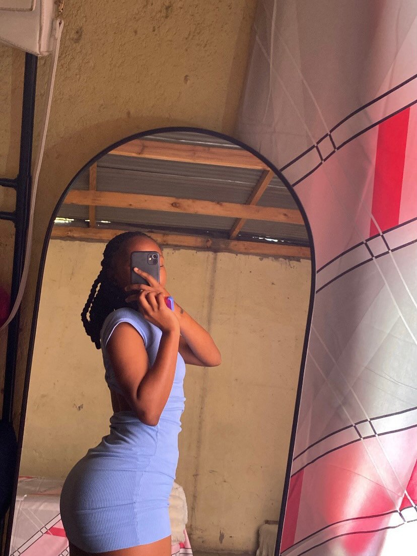 everythingsonia's tweet photo. Ass😙🖤 https://t.co/k9DBInekUl