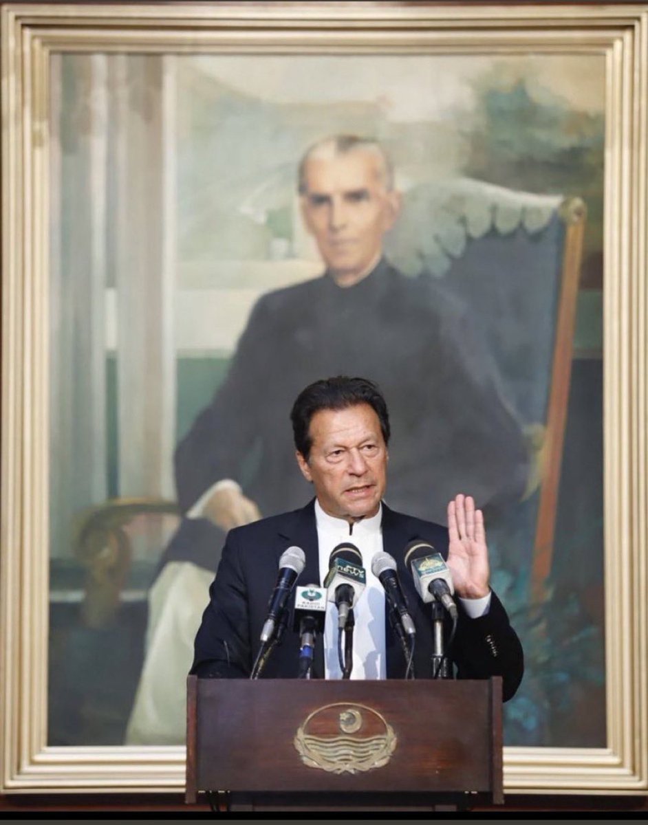 PTIofficial's tweet photo. عمران خان زندہ باد https://t.co/ujlfrhg4uo